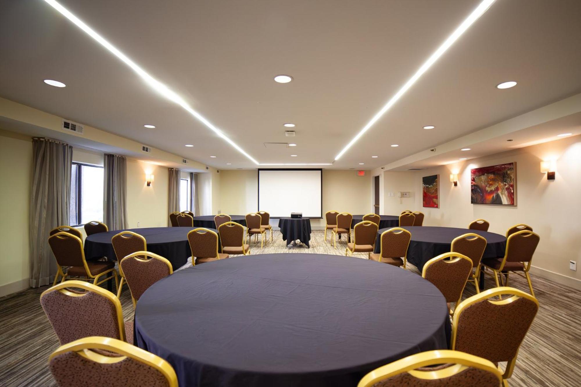 Holiday Inn Irving Las Colinas By Ihg Buitenkant foto