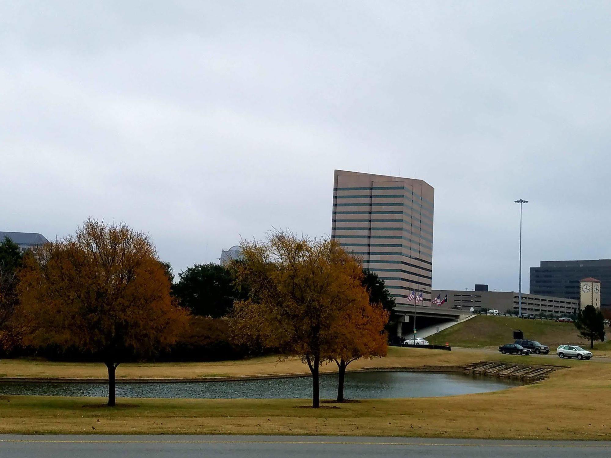 Holiday Inn Irving Las Colinas By Ihg Buitenkant foto